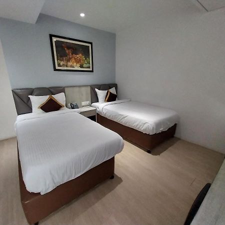 Poiisse Hotell Kolkata Eksteriør bilde
